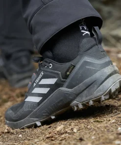 Adidas Men's Terrex Swift R3 GORE-TEX Shoes Core Black/Grey Three/Solar Red