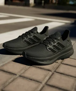 Adidas Men's Ultraboost 5 Core Black/Core Black/Core Black