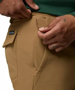 Columbia Men's ROC Tech Cargo Pants Delta