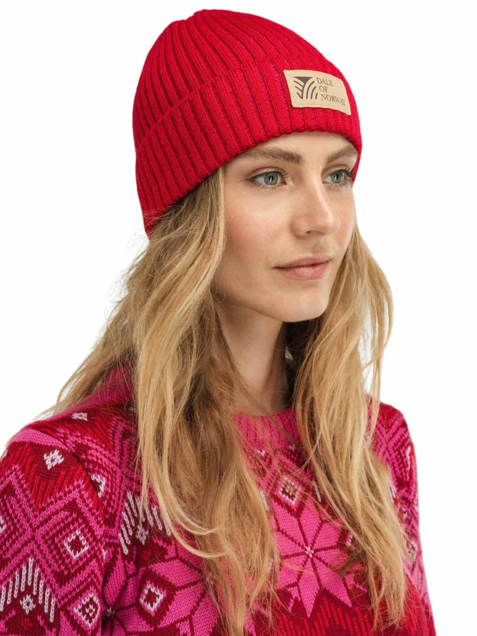 Dale of Norway Alvøy Hat Norweigan Wool Allium Raspberry