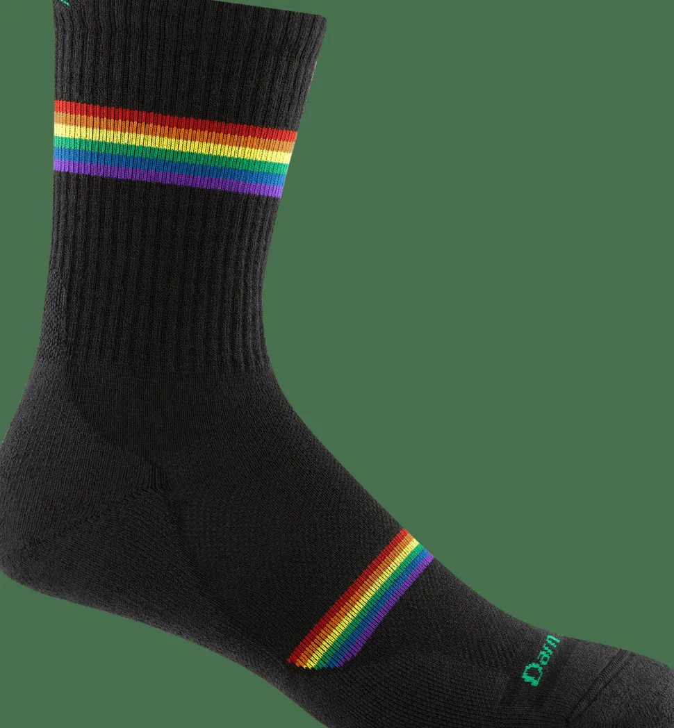 Darn Tough Men's Prism Micro Crew Lightweight Running Sock with Cushion Black