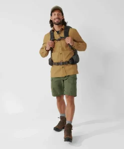 Fjällräven Men's Barents Pro Shorts Dark Olive