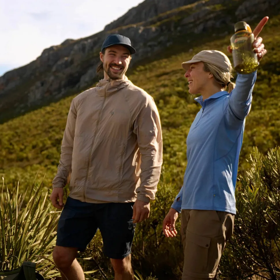 Fjällräven Men's Keb Lätt Wind Jacket Fossil