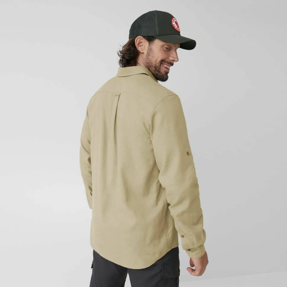 Fjällräven Men's Övik Travel Long Sleeved Shirt Green