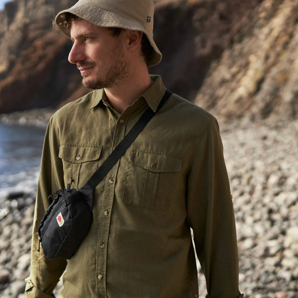 Fjällräven Men's Övik Travel Long Sleeved Shirt Green