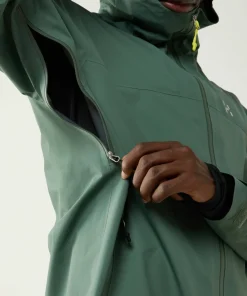 Haglöfs Men's L.I.M Airak GORE-TEX Jacket Chlorophyll Green