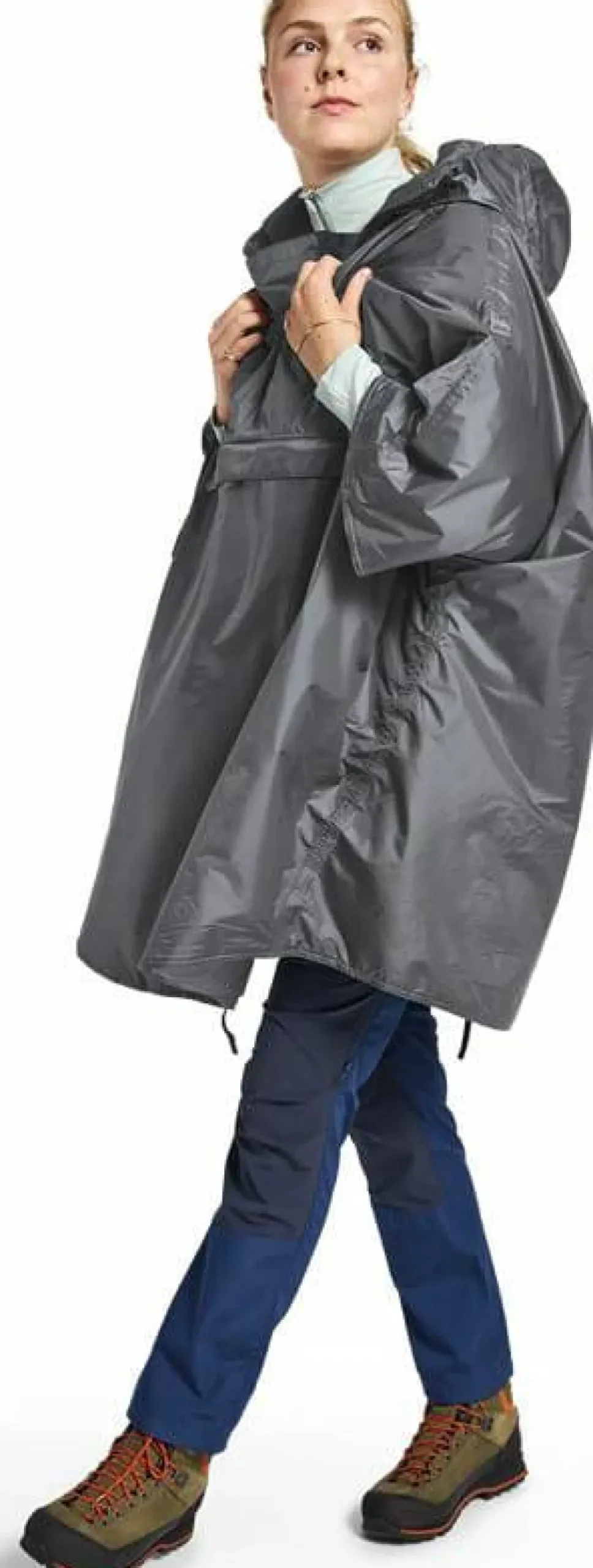 Helsport Pro Fjell Poncho Insulated Dark Shadow / Ruby Red