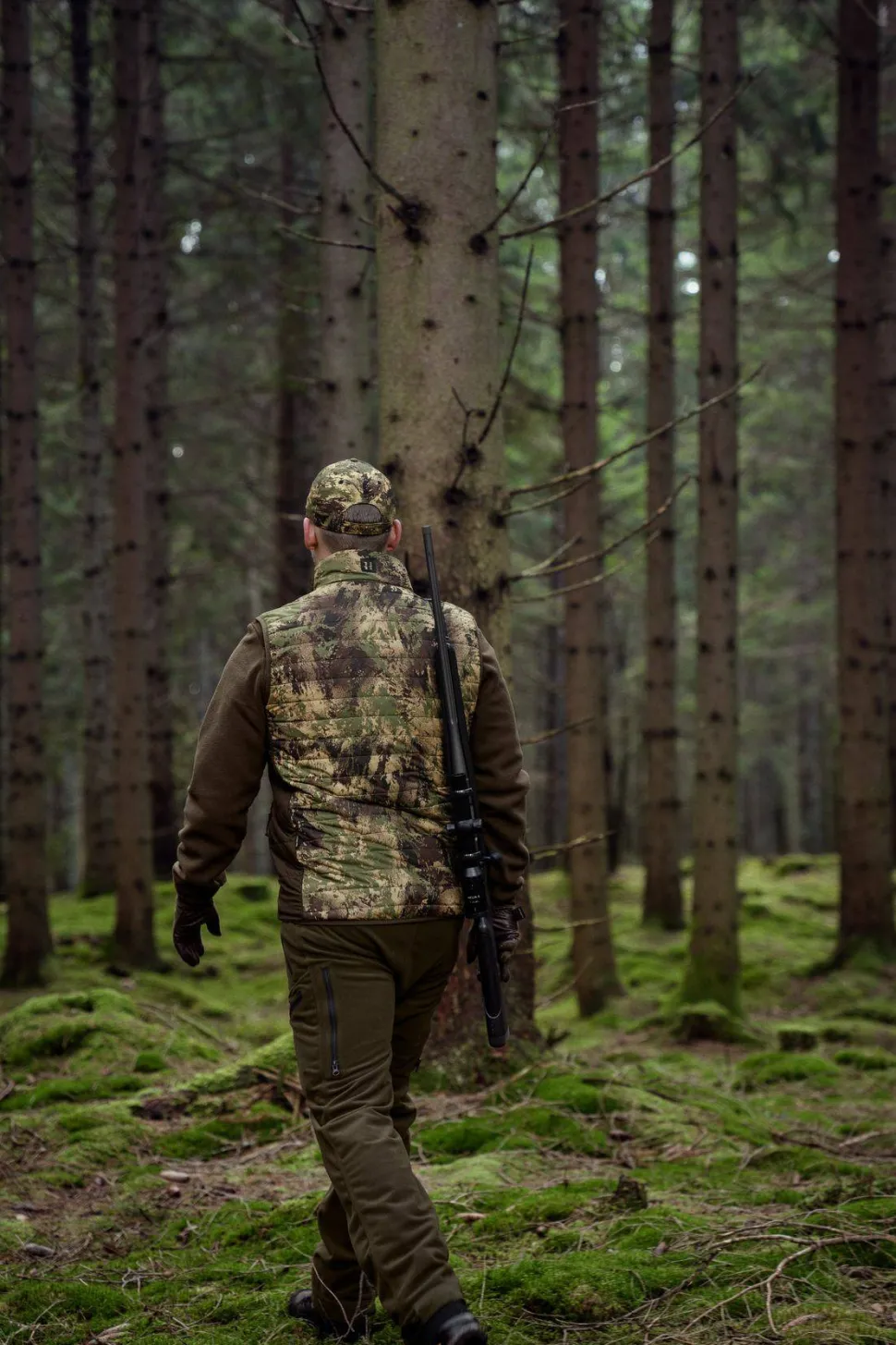 Härkila Men's Deer Stalker Camo Reversible Packable Waistcoat Willow Green/Axis MSP Forest