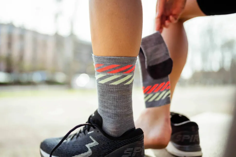 Incylence Merino Light Lanes High Grey Inferno
