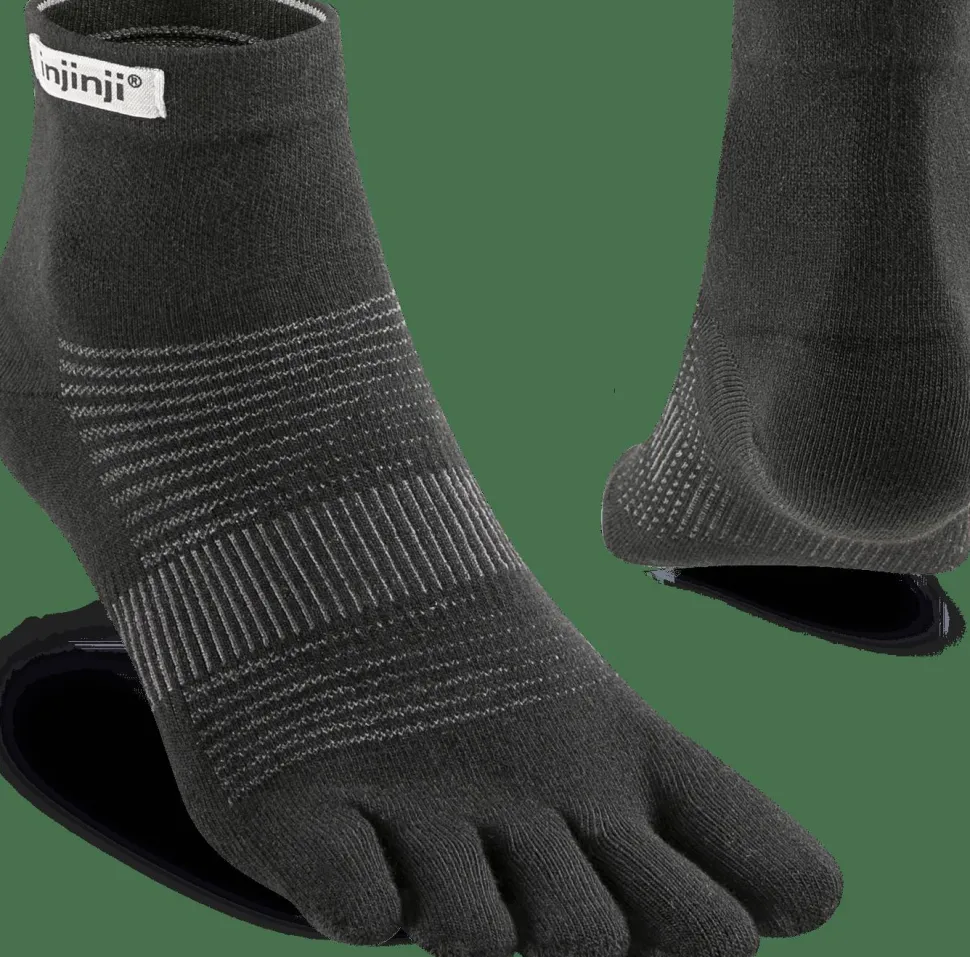 Injinji Men's Run Lightweight Mini-Crew Black