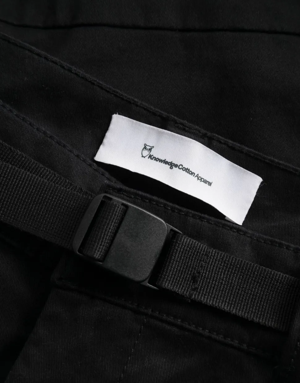 Knowledge Cotton Apparel Men's Cargo Stretched Twill Shorts Black Jet