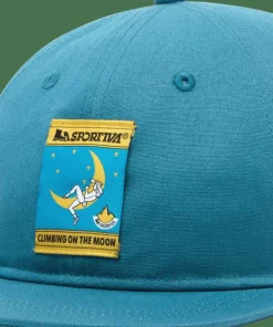La Sportiva Climbing On The Moon Hat Lake