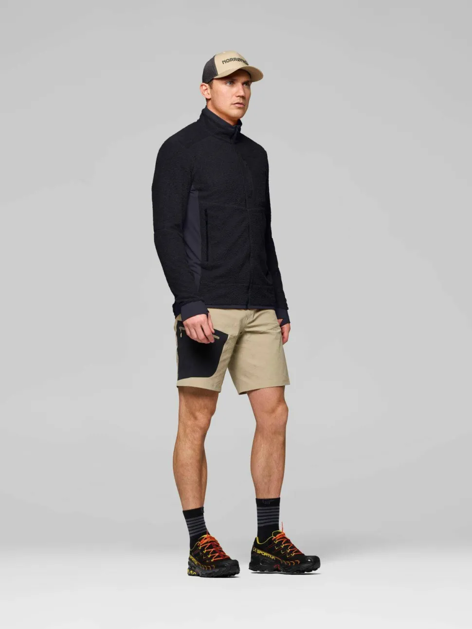 Norrøna Men's Falketind Warm1 Active Jacket Caviar Black