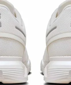 On Men's Cloud 6 White/White