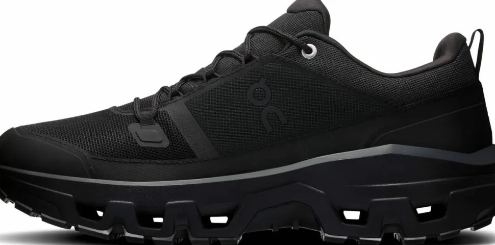 On Men's Cloudrock Low Waterproof Black/Black