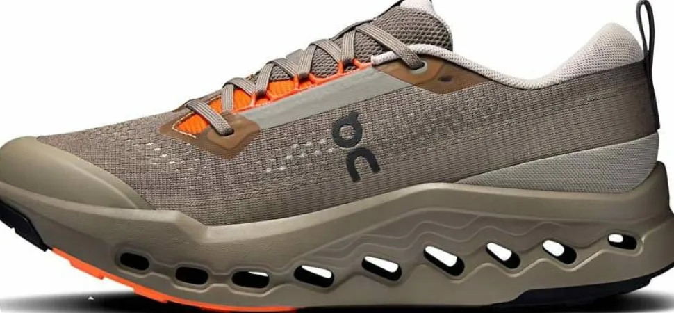 On Men's Cloudsurfer Trail 2 Eclipse/Cinder