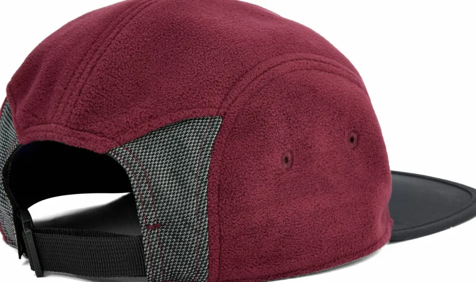 Outdoor Research Men's Howling Wind 5-P Cap Winterberry/blk