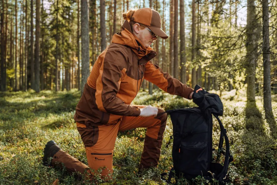 Pinewood Men's Finnveden Hybrid Extreme Trousers Fudge/Nougat