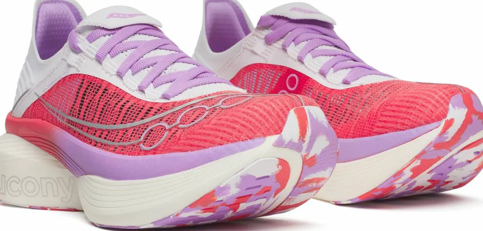 Saucony Unisex Endorphin Elite 2 Coral/white