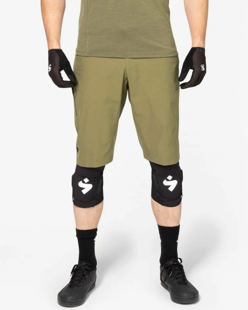 Sweet Protection Men's Hunter Slashed Shorts Woodland