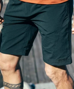 Urberg Tomrefjord Hiking Shorts Men Harbor Blue