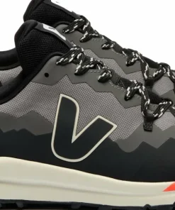 Veja Men's Fitz Roy Trek-Shell Basalte Black